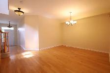 Wonderful 3Bdm/2.5Bth End Unit Townhome, Barrhaven, Jan 1 - Photo 4