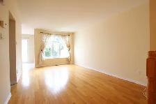 Wonderful 3Bdm/2.5Bth End Unit Townhome, Barrhaven, Jan 1 - Photo 5