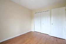 Wonderful 3Bdm/2.5Bth End Unit Townhome, Barrhaven, Jan 1 - Photo 20