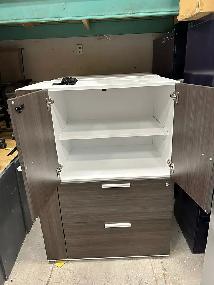 Teknion Storage & 2 Drawer Filing Cabinet with Coat Hanger - Photo 4