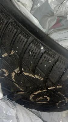 8th gen Civic Si (17") OEM wheels on winter tires - Photo 3