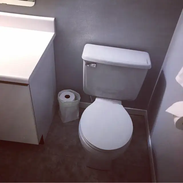 Bathroom Renovation Contractor Oshawa — 416-838-1391