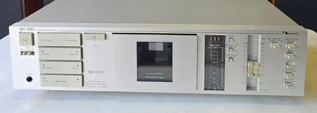 NAKAMICHI BX-100 STEREO CASSETTE DECK