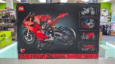 LEGO Technic Panigale V4 S 42202 - BRAND NEW - Photo 2