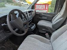 Camion cube gmc Savana 2005 - Photo 5