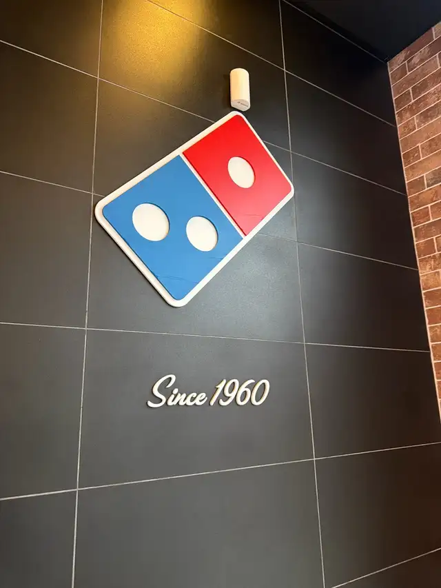 Dominos pizza