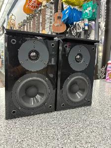 Yamaha NX-E300 Bookshelf Speakers (Pair) - Photo 4