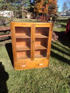 Vintage display cabinet with drawer - Photo 5