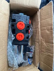 hydraulic selector valve - Photo 3