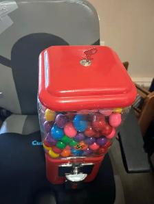 antique bubble gum machine - Photo 2