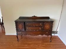 Mixed furniture lot