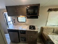 2019 Keystone Hideout 177LHS, COUPLES UNIT, rear Dinette - Photo 23