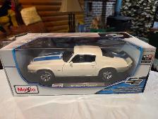 Maisto Diecast 1:18 Cars - Photo 4