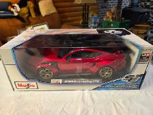 Maisto Diecast 1:18 Cars - Photo 10