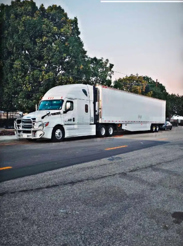 Class 1 Long haul truck driver