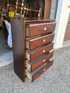 Free delivery used Five-drawer wooden chest of drawers - Photo 4