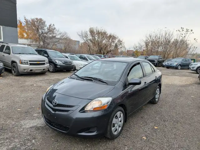 2008 Toyota Yaris LE Sedan Automatic Cruise Control Air Conditio