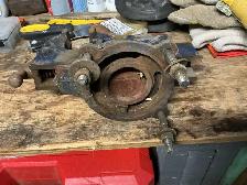 3 Inch Bench Vise with Swivel Base ! - Photo 4