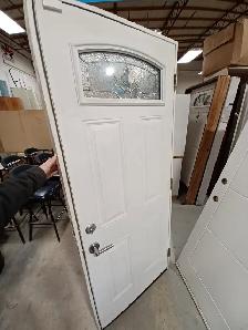 Prehung Entry Door - Photo 3