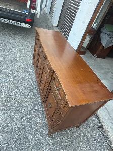 Free delivery used Vintage wooden sideboard - Photo 9