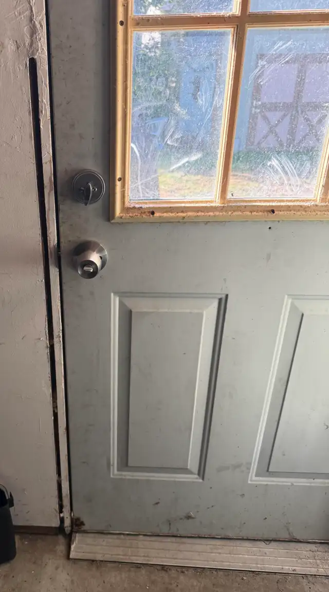 (438)738-7323  réparation de cadrage de porte