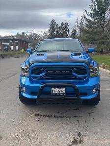 Dodge Ram Sport w/ Lift & 35' Tires (Reduced) - Photo 6