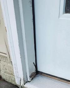 (438)738-7323 réparation de cadrage de porte!