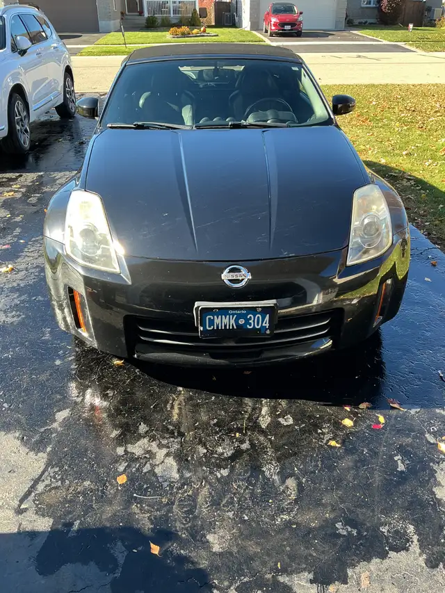 2006 Nissan 350Z roadster touring sport convertible
