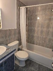Beau 4 et 1/2 AVEC STATIONNEMENT à louer - Photo 3