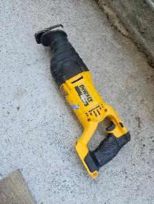 DEWALT 20V Max Reciprocating Saw