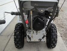 CRAFTSMAN 8 HP 27' GAS SNOW BLOWER - Photo 6