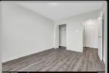 1 Bedroom for rent in a 2 bedroom apartment. 12 Glodfinch Court. - Photo 7