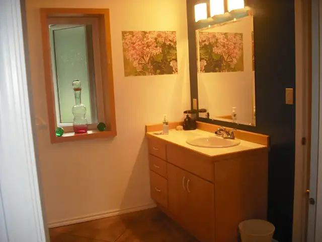 Room for Rent in Athabasca - Century Estates
