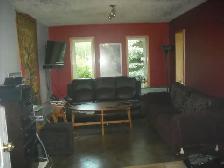 Room for Rent in Athabasca - Century Estates - Photo 10