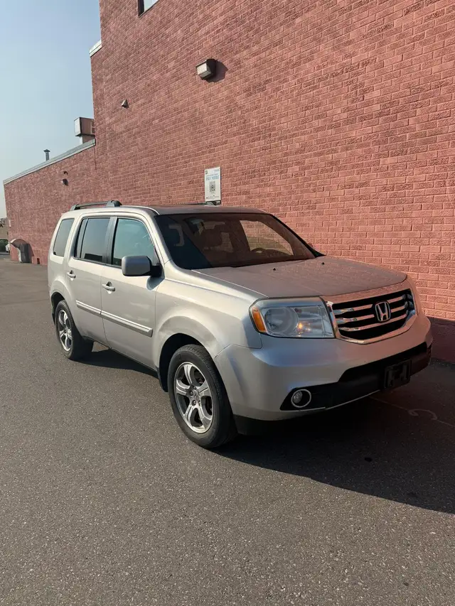2012 Honda Pilot EX-L 8 Passenger SUV