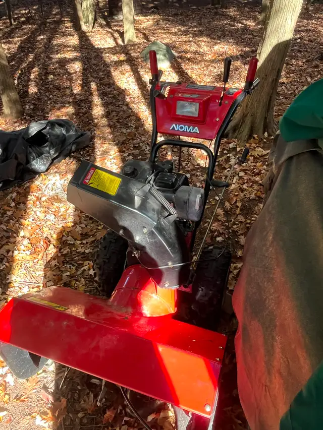 Noma 12HP Snowblower 32' wide