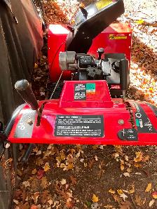 Noma 12HP Snowblower 32' wide - Photo 4