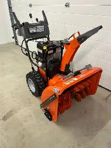 Husqvarna commercial grade snowblower - Photo 5