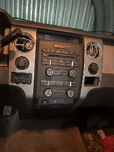 2009 ford f150 xlt - Photo 9