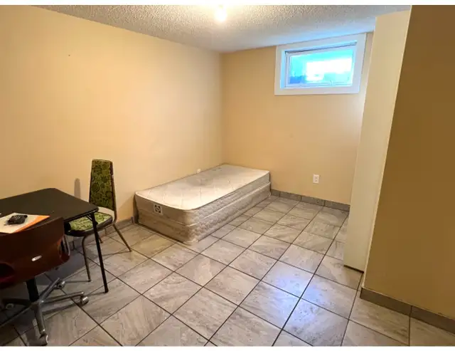bedroom for single people$ 580