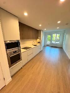 Brand New one bedroom and Den over 560sq ft - Photo 3