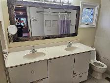 Suite: Master BedRoom for rent $1100 (steeles and Hurontario) - Photo 3