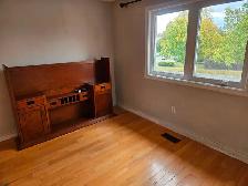 Suite: Master BedRoom for rent $1100 (steeles and Hurontario) - Photo 7
