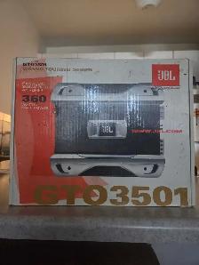 JBL GTO3501 SERIES 300 WATT AMPLIFIER $120 OBO - Photo 2