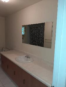 LARGE  ROOM FOR RENT IN A DETACHED HOUSE - Photo 6