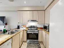 Bright Master Bedroom w/ Private Ensuite & Balcony — North York - Photo 3