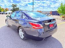 2015 Nissan Altima 2.5 S 4dr Sedan CVT - Photo 7
