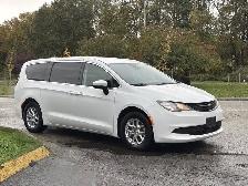 2023 Chrysler Grand Caravan SXT Minivan