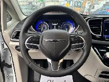 2023 Chrysler Grand Caravan SXT Minivan - Photo 17