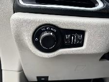 2023 Chrysler Grand Caravan SXT Minivan - Photo 25